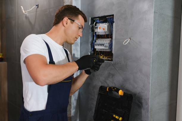 Best Circuit Breaker Repair  in North Logan, UT